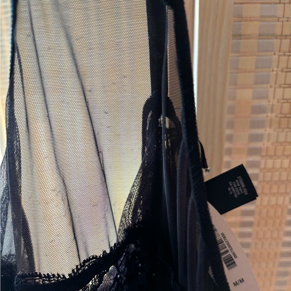 Victoria’s Secret Seduction Lace Garter Skirt Black Gold Crystals Size M NWT - Picture 6 of 6